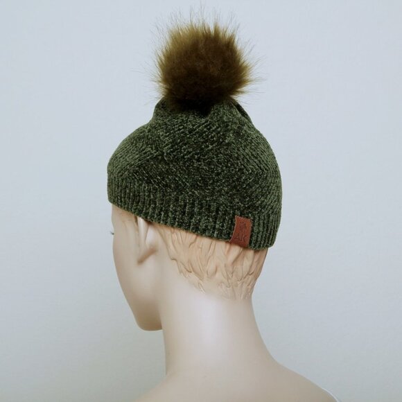Alpine Kiss Beanie Bundle - Picture 9 of 11